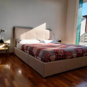 Casavacanzacentrale Privato , Bolonia Italia